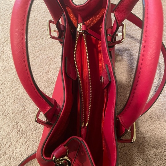 Red kate spade purse - Picture 2 of 2